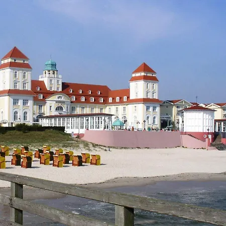 Nahe Zentrum Und * Sagard